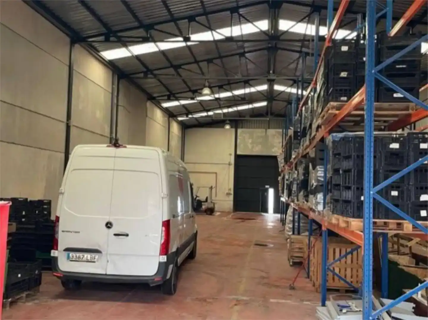 Aparcament de Nau industrial de lloguer en Santa Olalla