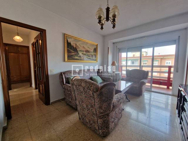 Piso en Venta en de Villaescusa en Pueblo Nuevo