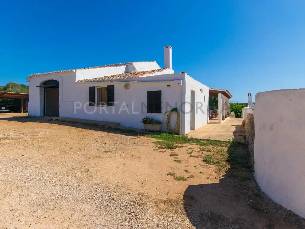 Casa rústica amb piscina en venda a Ferreries poble, imagen 6