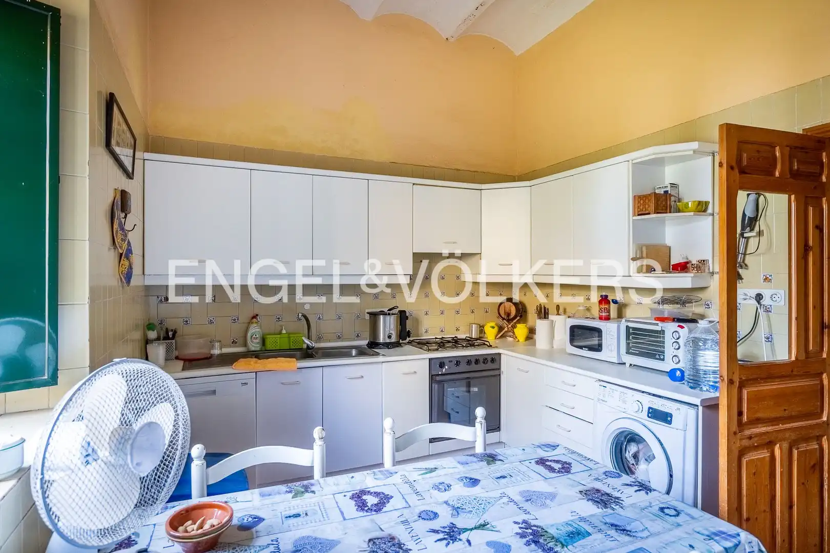 Cocina de Casa o chalet en venta en Alcalá de Guadaira con Calefacción