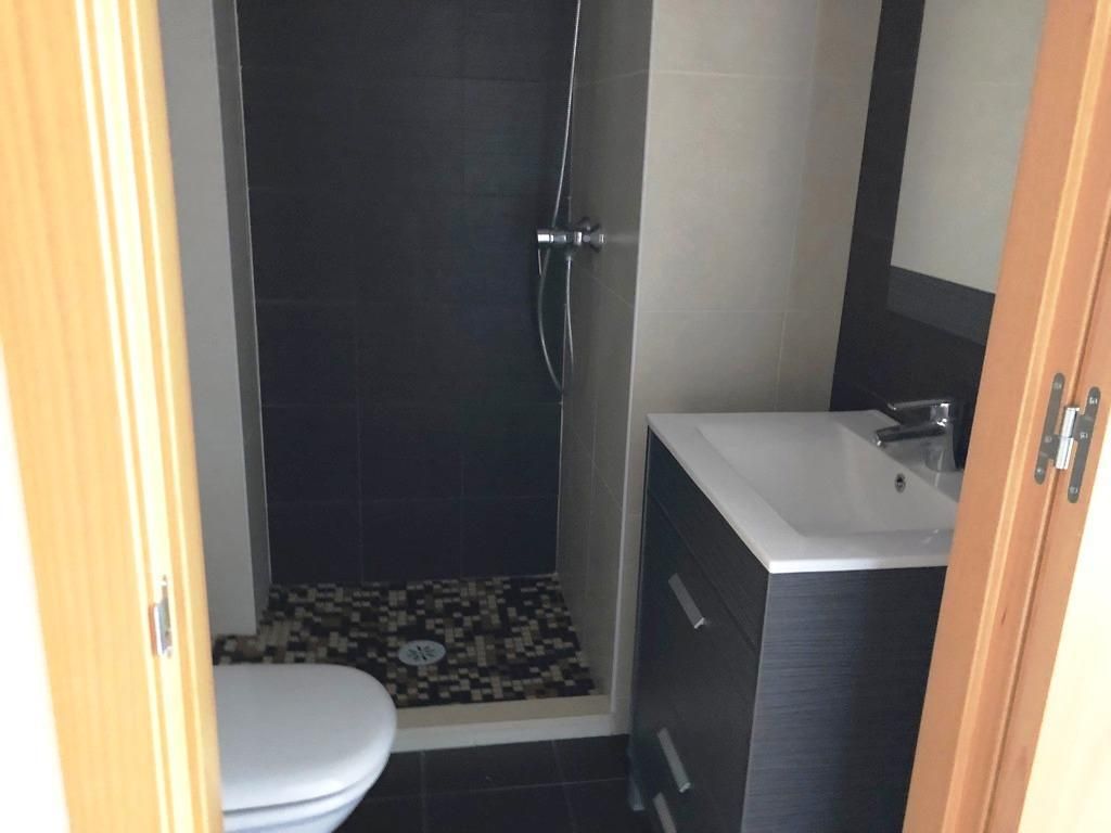Bathroom of Flat for sale in Sallent