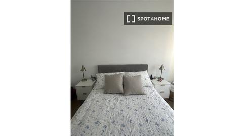 Photo 5 of Flat to rent in El Camp de l'Arpa del Clot, Barcelona