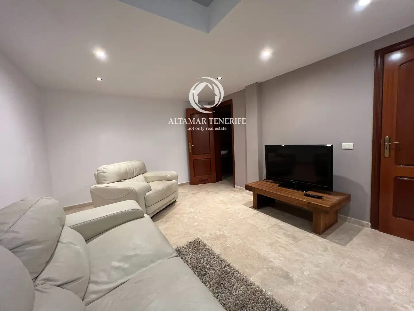 Detached homes for rent in Adeje  with Terrace, Swimming Pool and Furnished