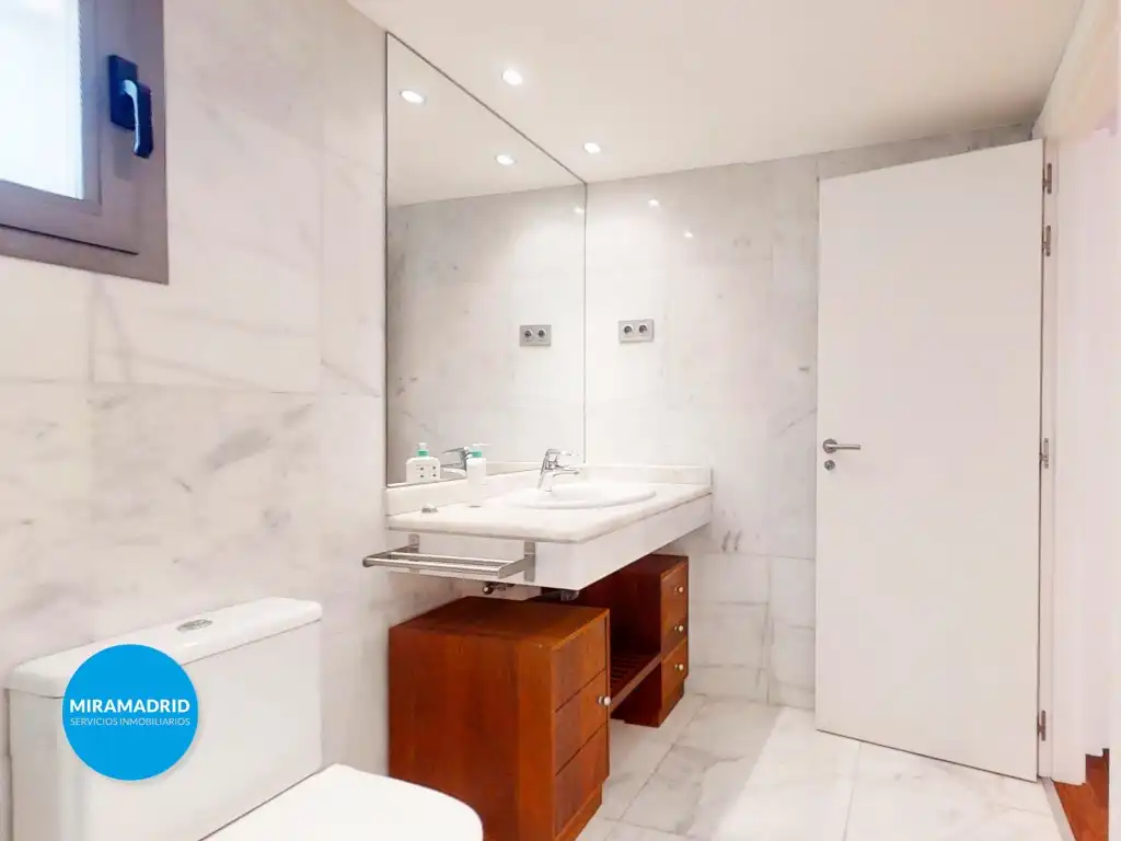 Baño de Planta baja en venta en Paracuellos de Jarama con Aire acondicionado, Terraza y Piscina comunitaria