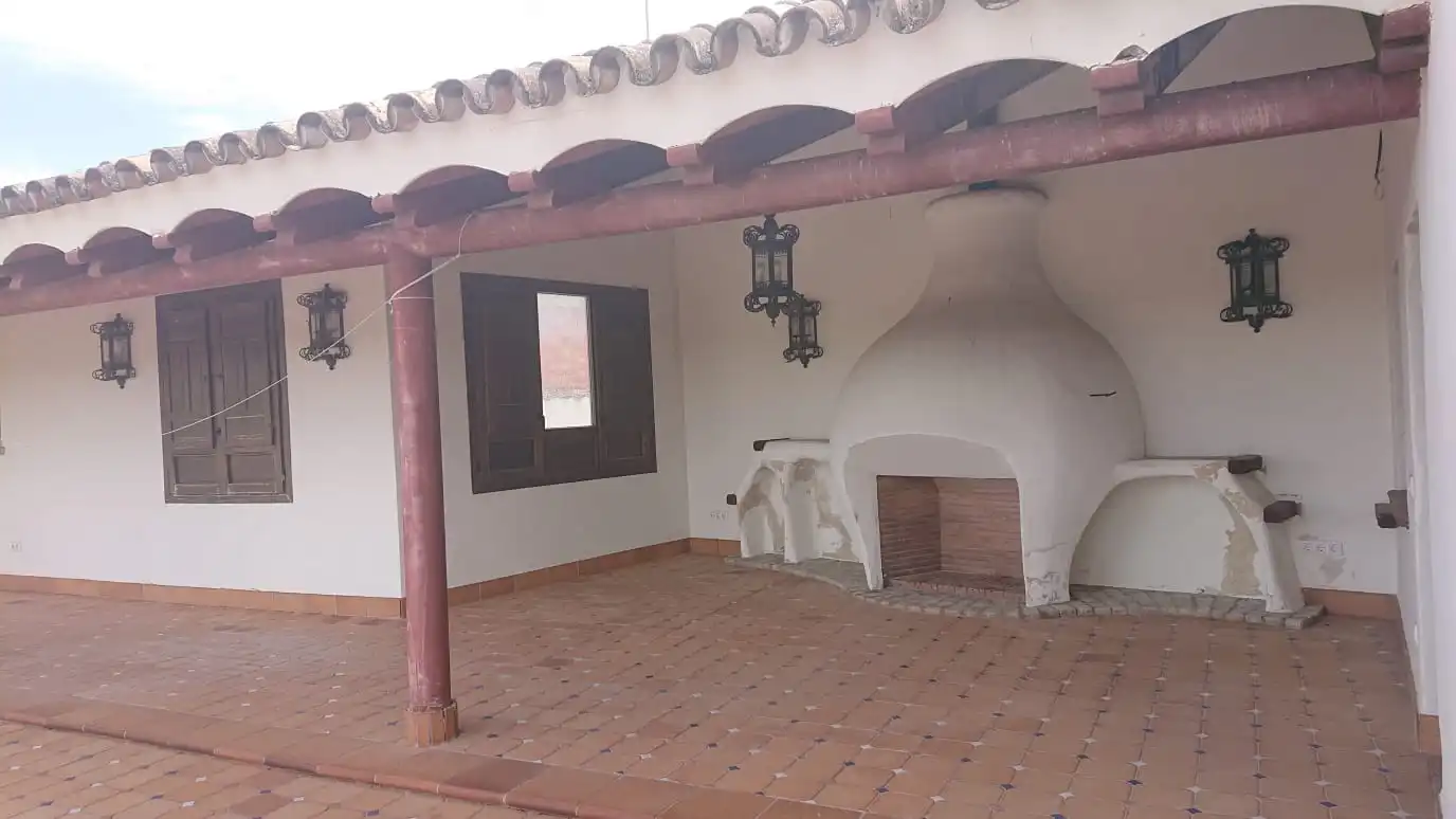 Houses for sale in La Algaba  with Air Conditioner, Heating and Private garden