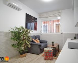Bedroom of Flat for sale in  Sevilla Capital  with Air Conditioner, Heating and Storage room
