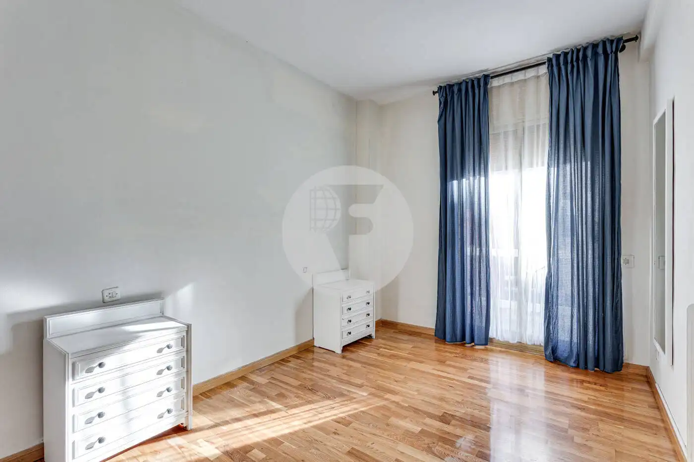 Habitación de Piso en venta en Barcelona con Aire acondicionado, Calefacción y Terraza
