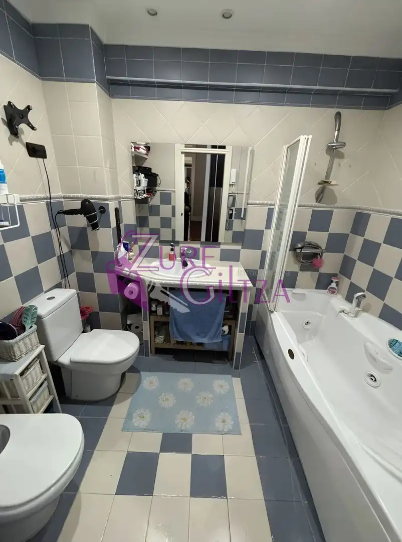 Baño de Piso en venta en Durango con Calefacción, Trastero y Amueblado
