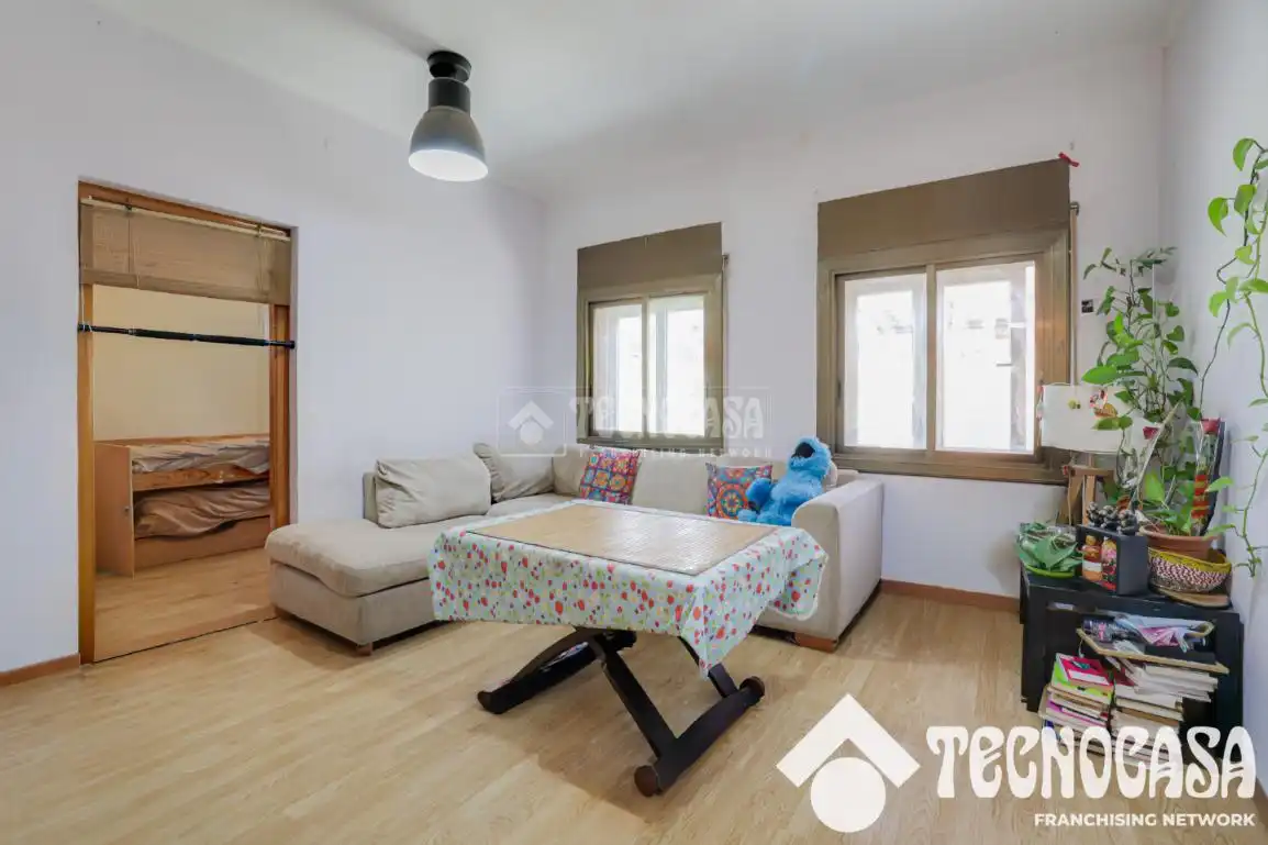 Wohnzimmer von Wohnung zum Verkauf in Barcelona mit Parkett