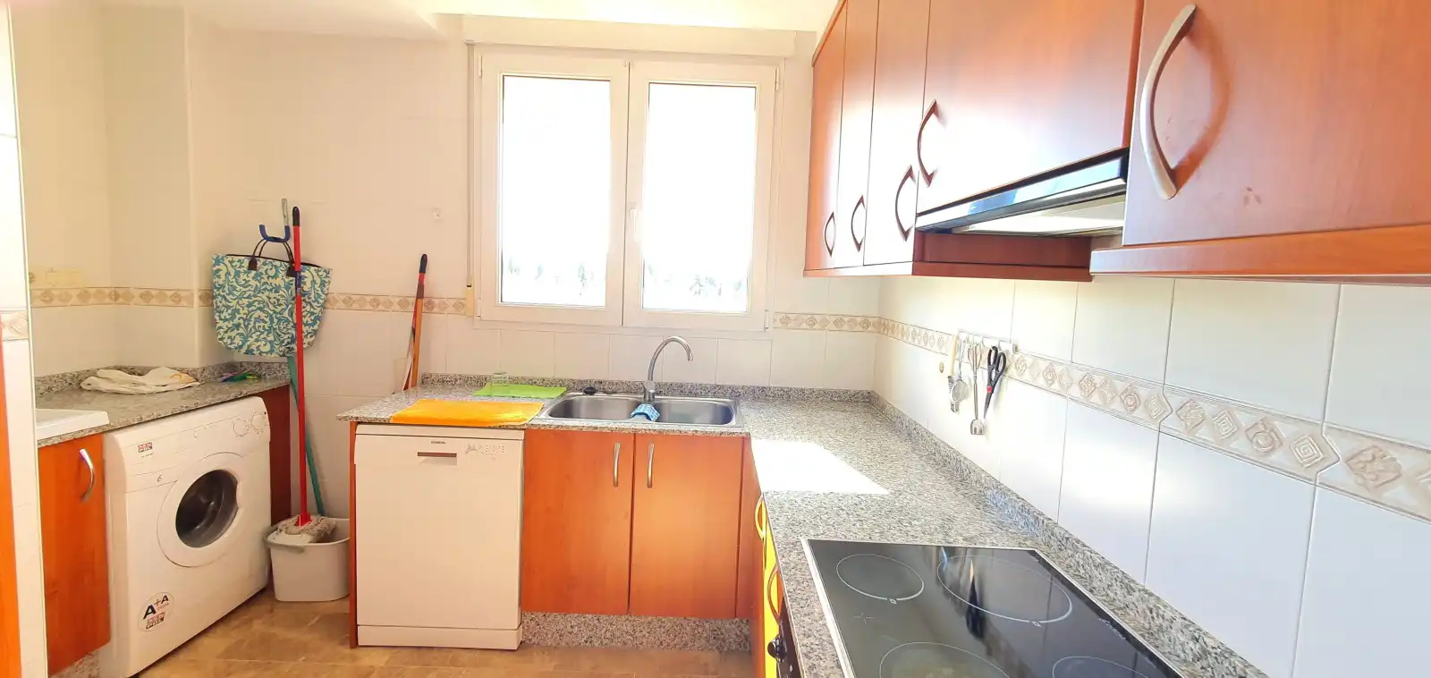 Küche von Wohnungen zur Miete in Dénia mit Klimaanlage, Heizung und Terrasse