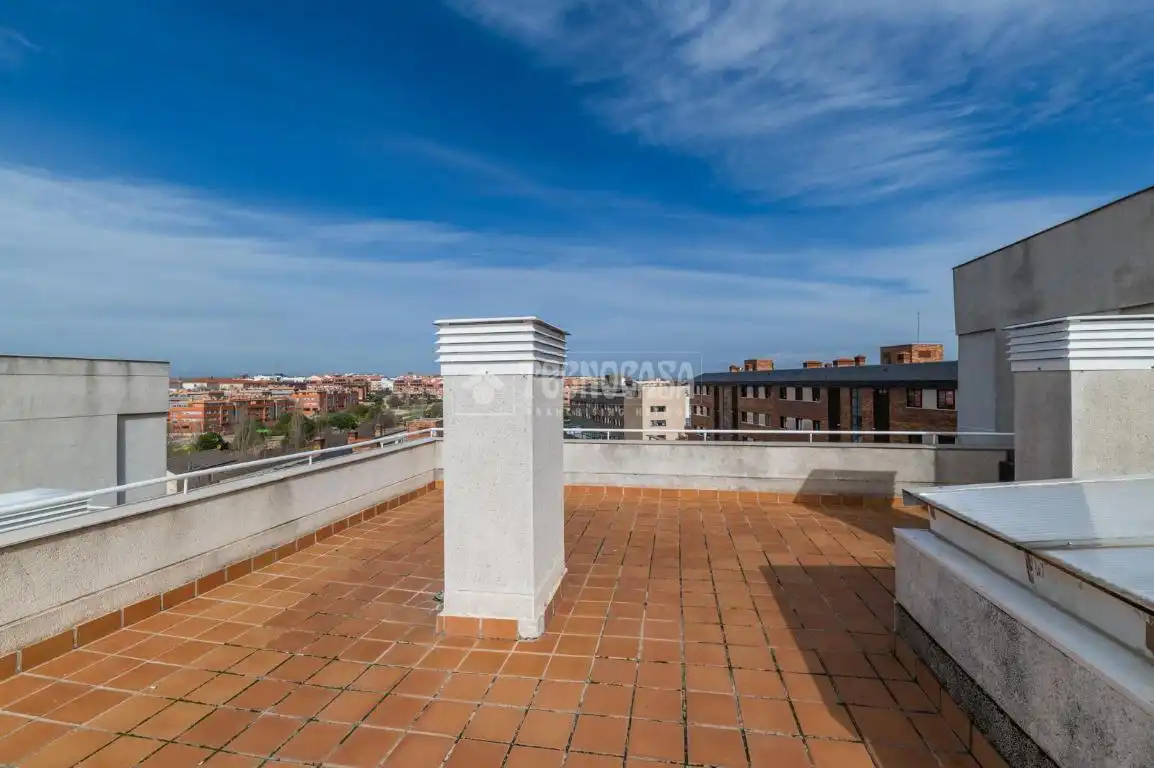 Terrasse von Wohnung zum Verkauf in Arroyomolinos (Madrid) mit Klimaanlage, Heizung und Parkett