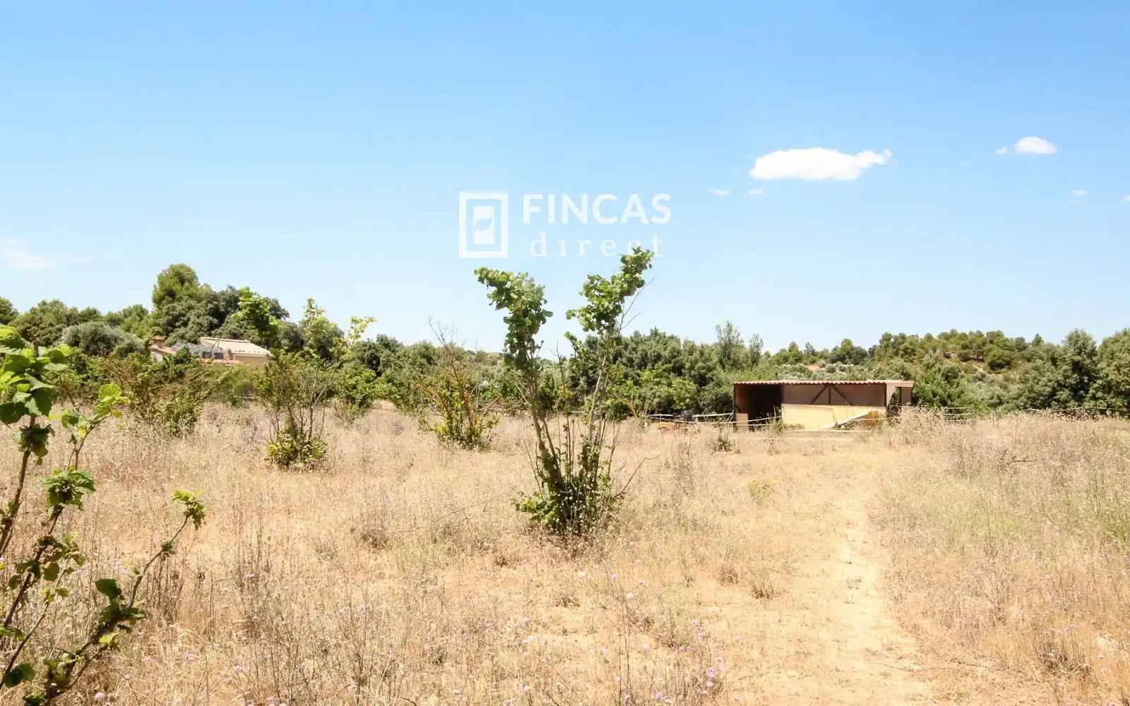 Country homes for sale in Cretas  with Air Conditioner