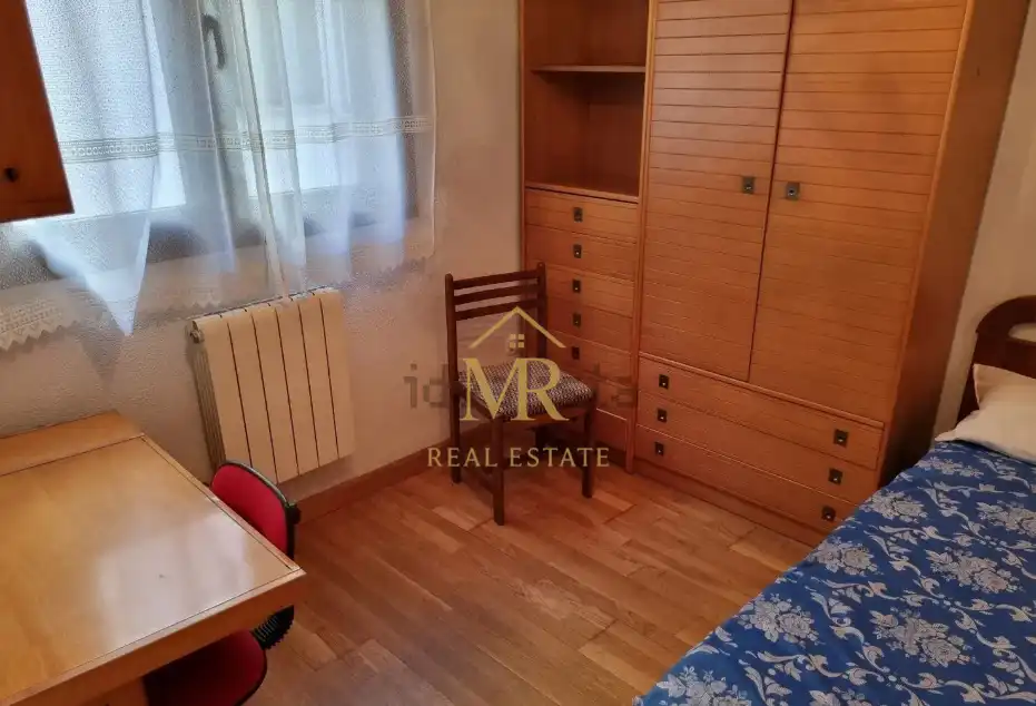 Habitación de Piso de alquiler en Salamanca con Calefacción, Parquet y Amueblado