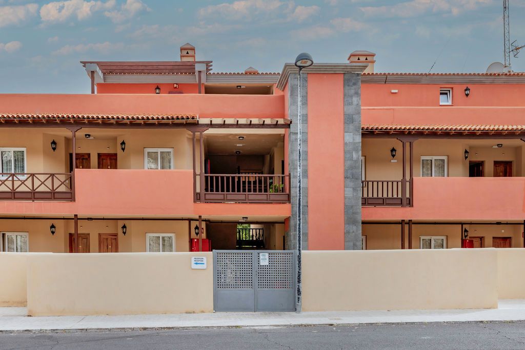 Exterior view of Flat for sale in Breña Baja  with Swimming Pool