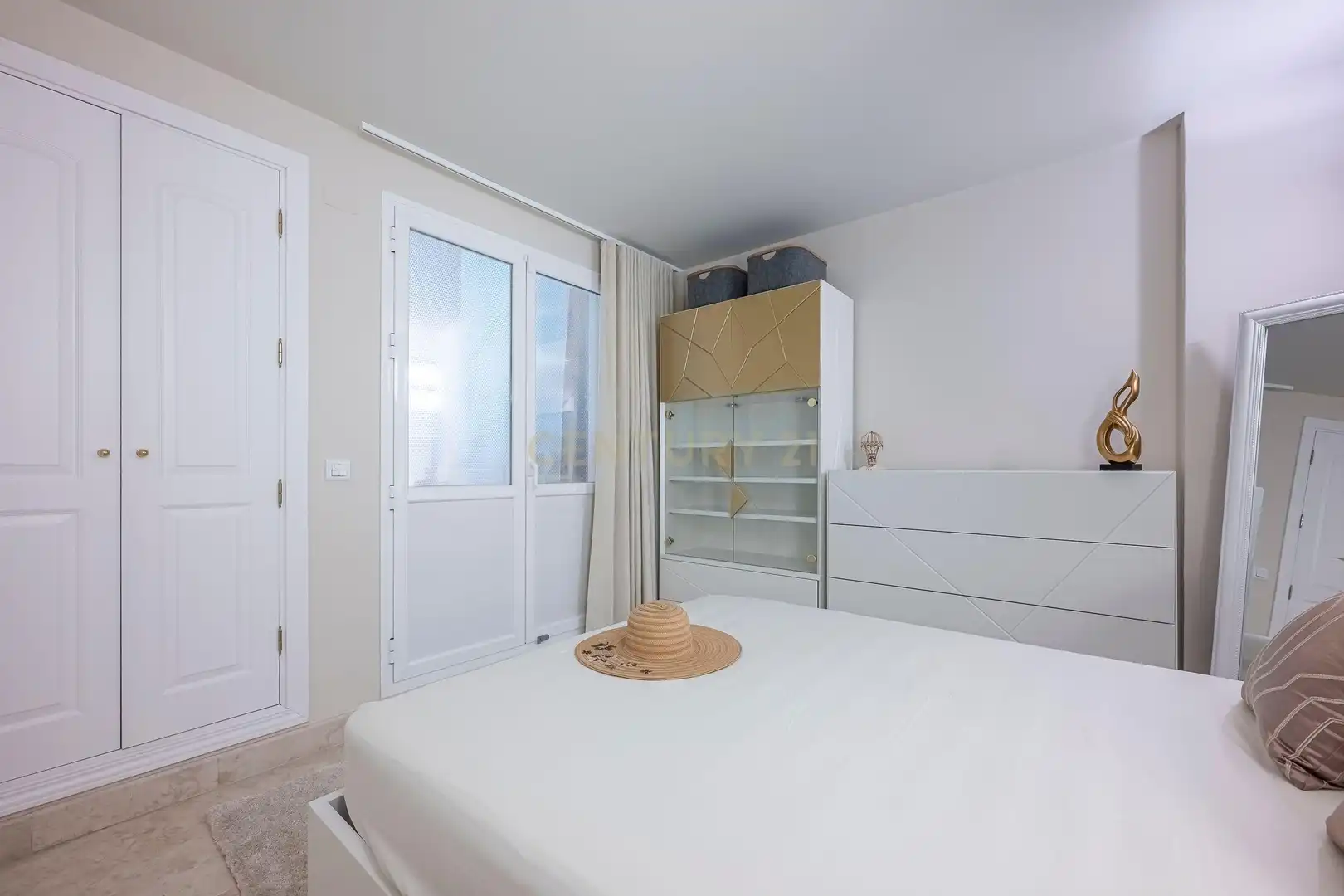 Bedroom of Apartments for rent in Marbella  with Air Conditioner, Private garden and Washing machine