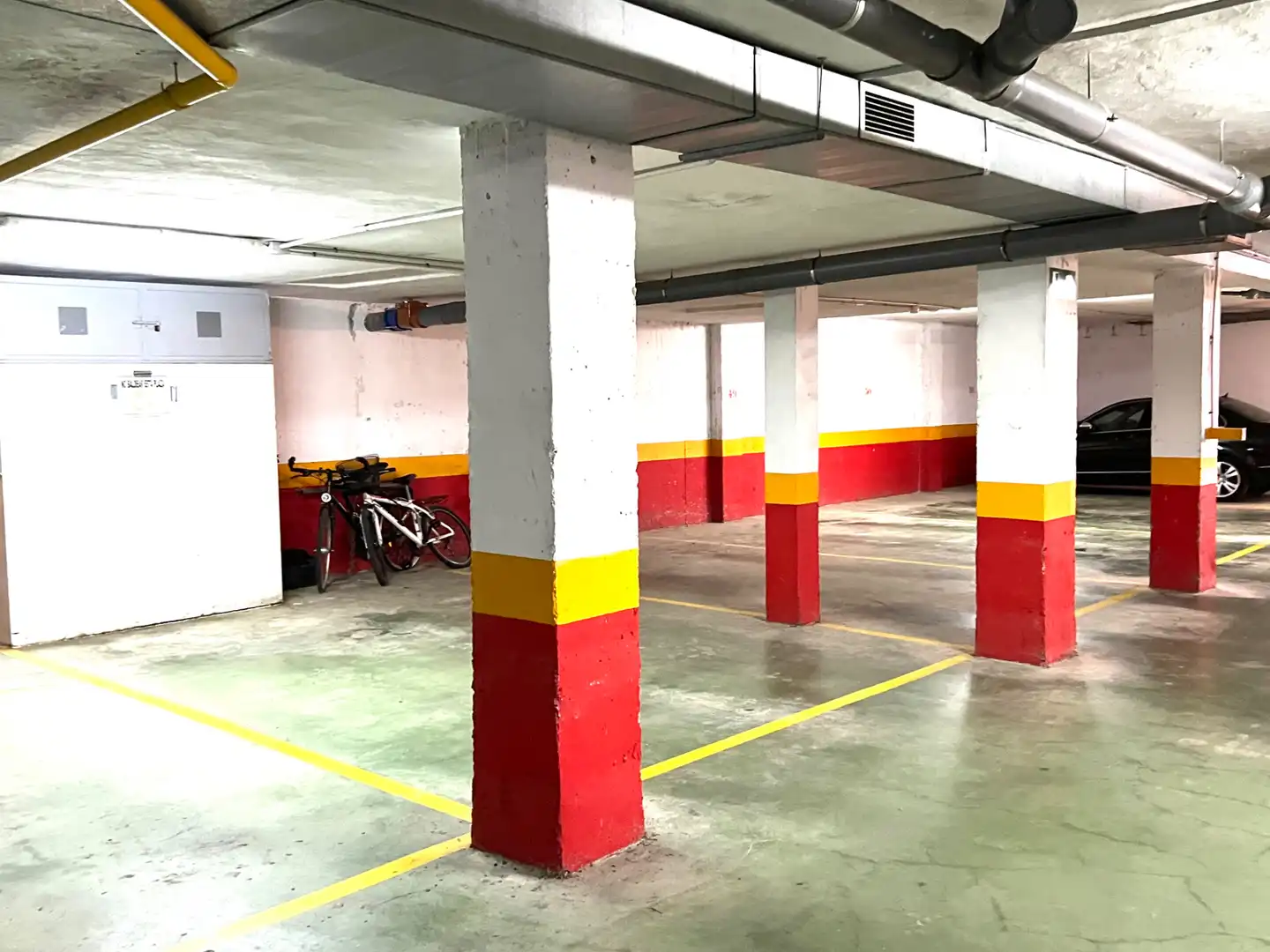 Parking of Flat for sale in Rota  with Heating, Private garden and Terrace
