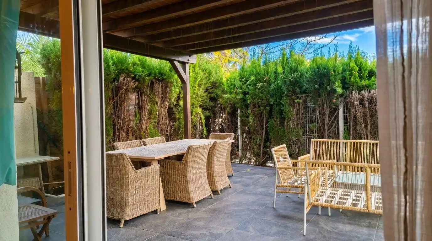 Terraza de Casa adosada en venta en Alicante / Alacant con Aire acondicionado, Jardín privado y Terraza