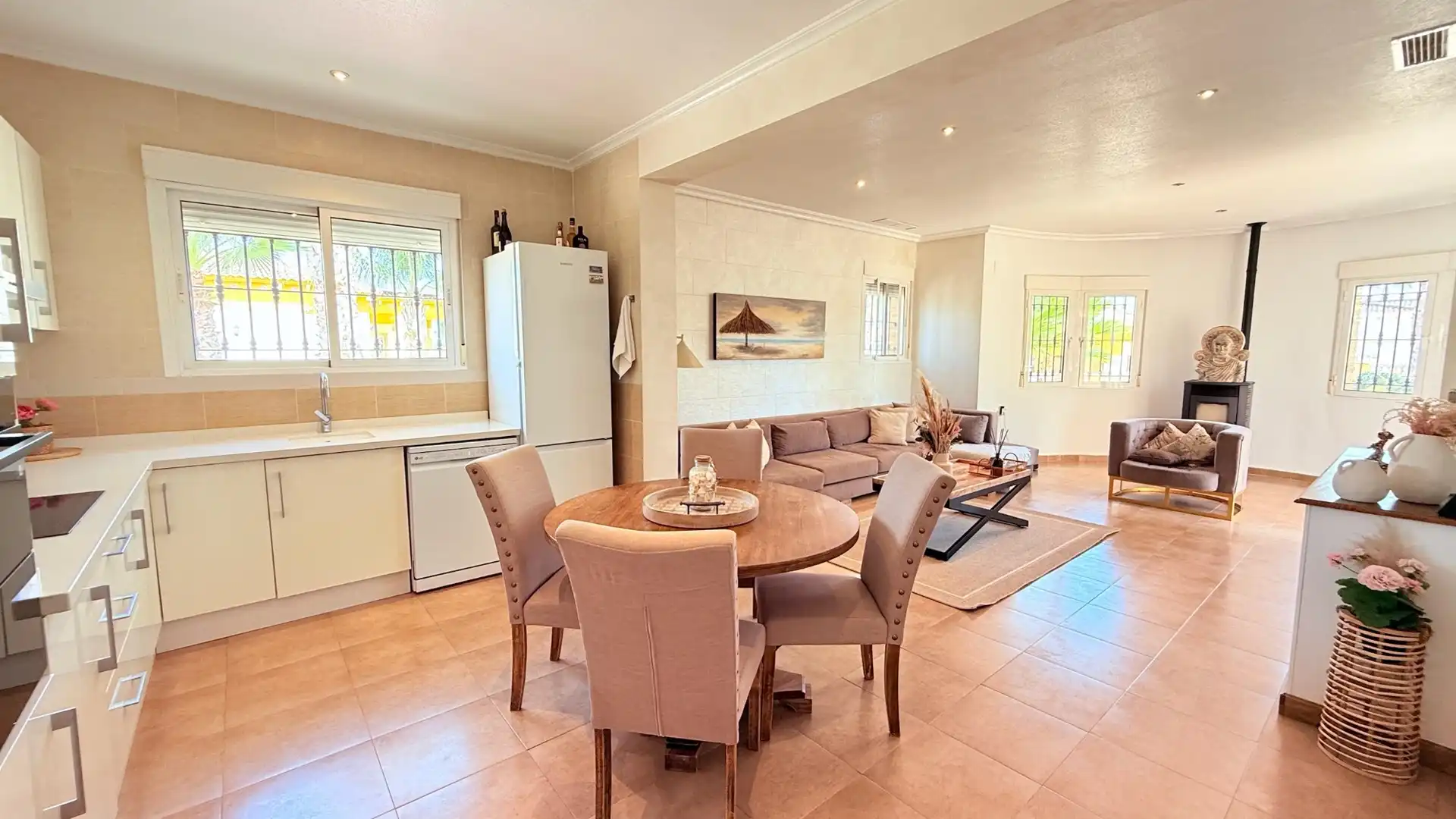 Comedor de Casa o chalet en venta en Catral con Aire acondicionado, Calefacción y Jardín privado