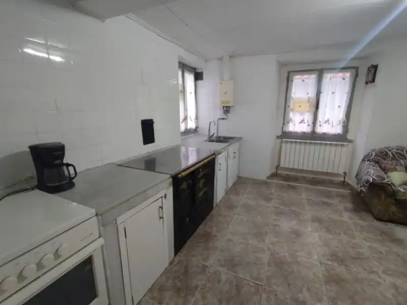 Cocina de Casa o chalet en venta en Salas con Trastero y Amueblado