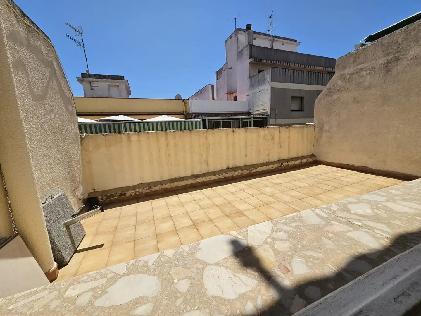 Terraza de Ático en venta en Vilanova i la Geltrú con Terraza