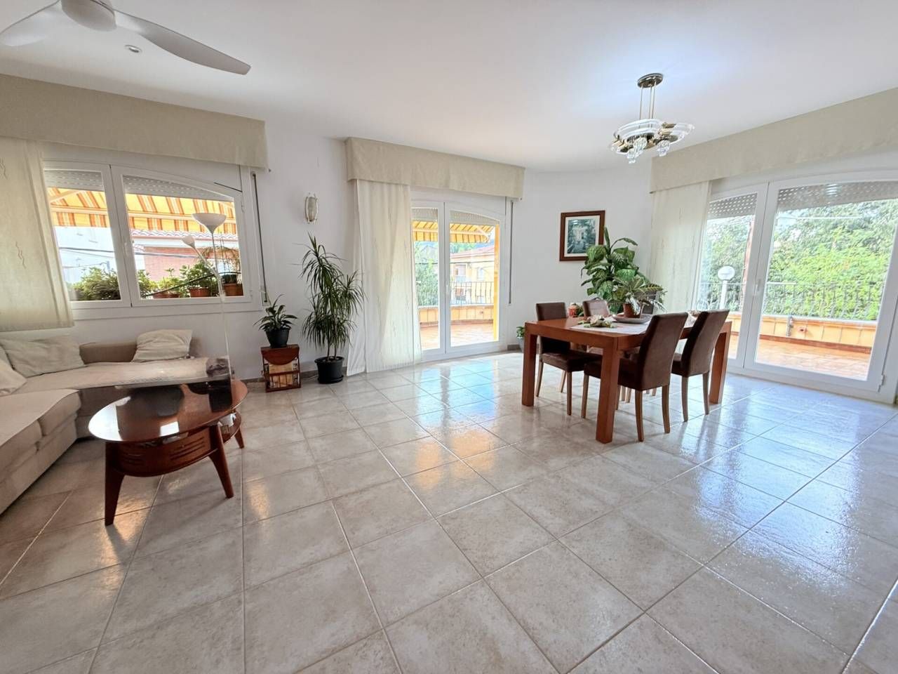 Comedor de Casa o chalet en venta en Riells i Viabrea con Jardín privado y Terraza