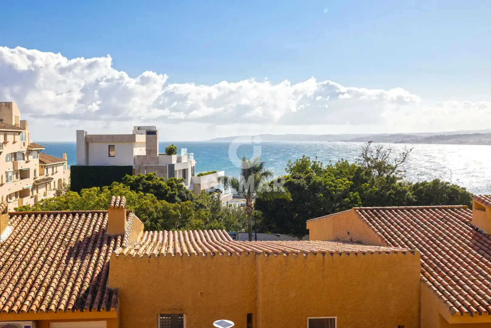 Außenansicht von Einfamilien-Reihenhaus zum Verkauf in Estepona