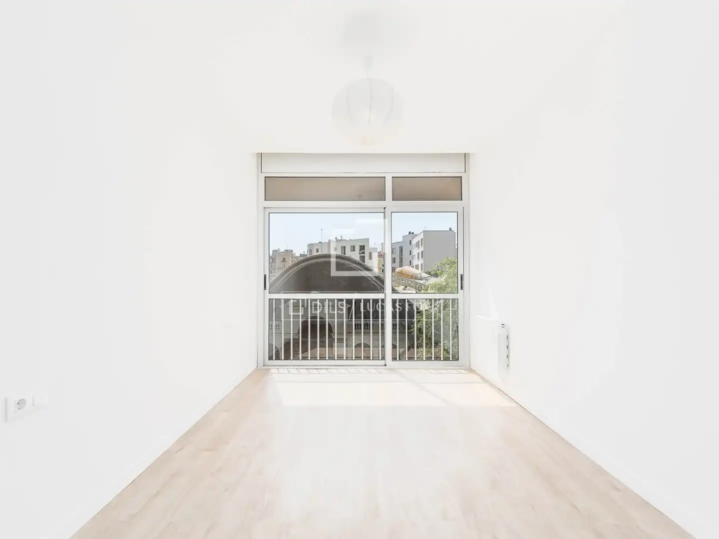 Terraza de Piso en venta en Barcelona con Aire acondicionado