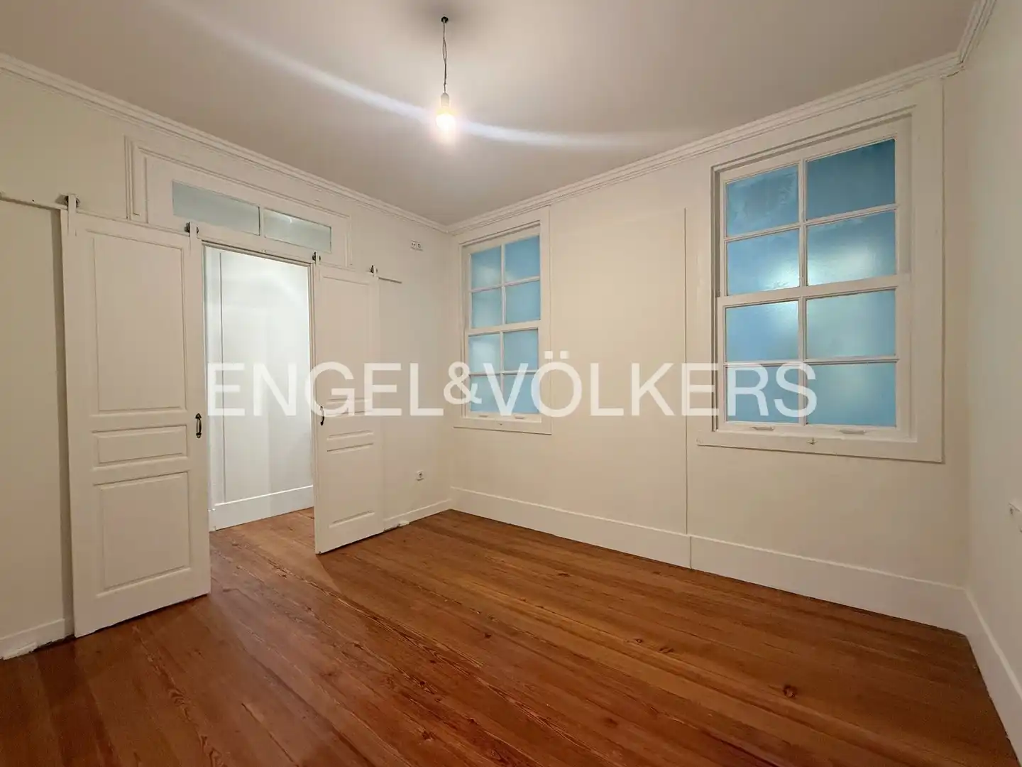 Habitación de Piso de alquiler en A Coruña Capital  con Calefacción, Parquet y Balcón