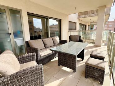Apartment mit Pool zum Verkauf in Orihuela Costa