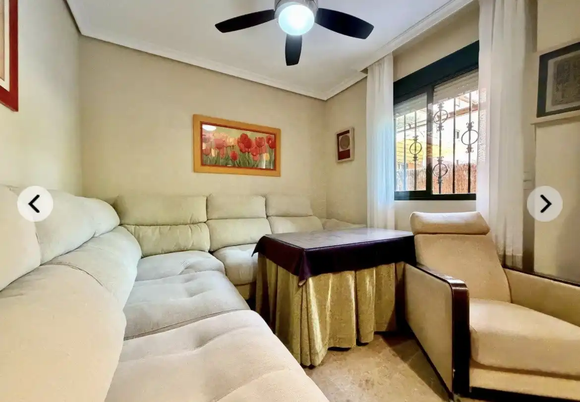 Sala d'estar de Pis en venda en Córdoba amb Aire condicionat, Calefacció i Traster