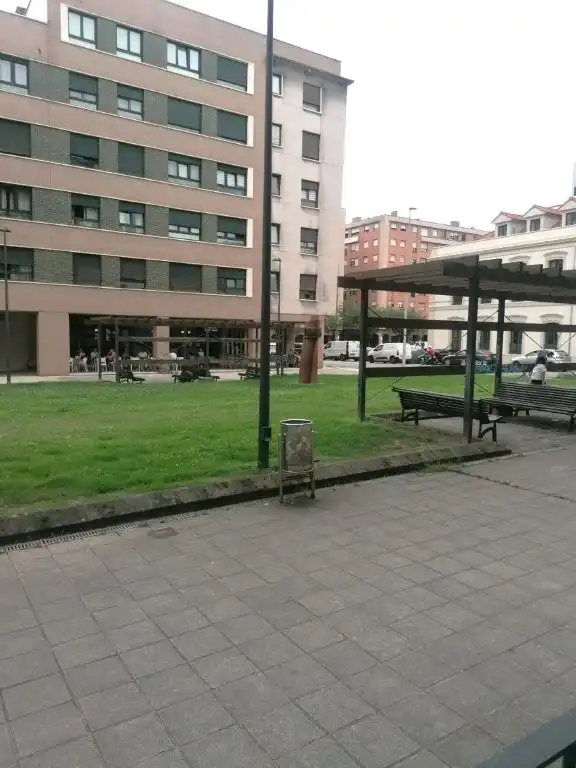 Vista exterior de Pis en venda en Gijón  amb Calefacció, Parquet i Terrassa