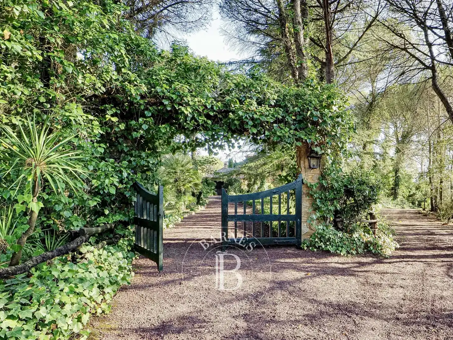 Jardí de Finca rústica en venda en Caldes de Malavella amb Calefacció, Piscina i Internet