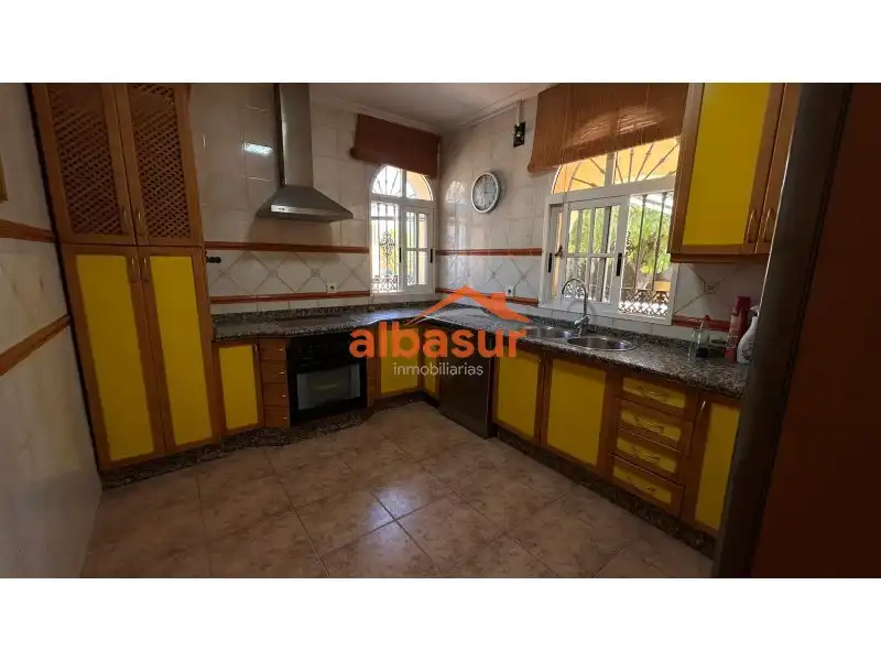 Cuina de Casa o xalet en venda en Periurbano Oeste - Sierra