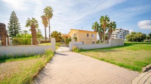CHALET EN PRIMERA LÍNEA DE PLAYA EN TORRENOSTRA UNA OPORTUNIDAD PARA CREAR TU HOGAR JUNTO AL MAR, imagen 4