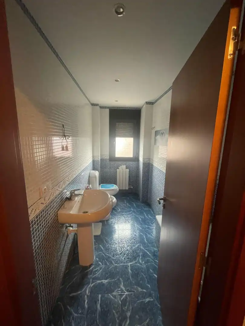 Bathroom of Houses for sale in Valladolid  with Heating, Terrace and Community pool
