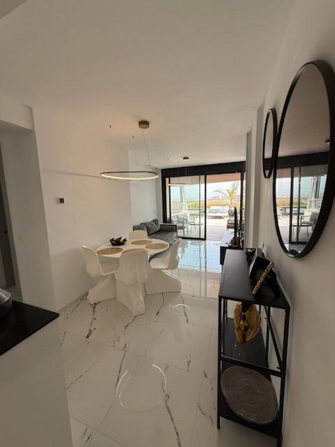 Menjador de Apartament en venda en Santa Pola amb Aire condicionat, Terrassa i Moblat