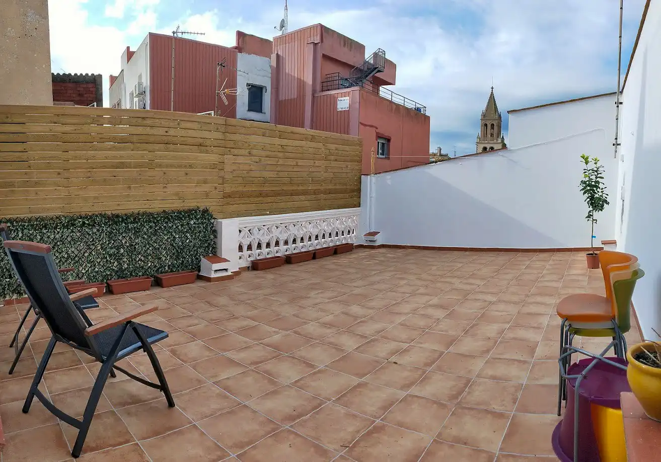 Terrasse von Einfamilien-Reihenhaus zum Verkauf in Palamós mit Parkett, Terrasse und Balkon