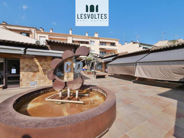 Local comercial en Alquiler en Carrer de Pi i Margall en Centre