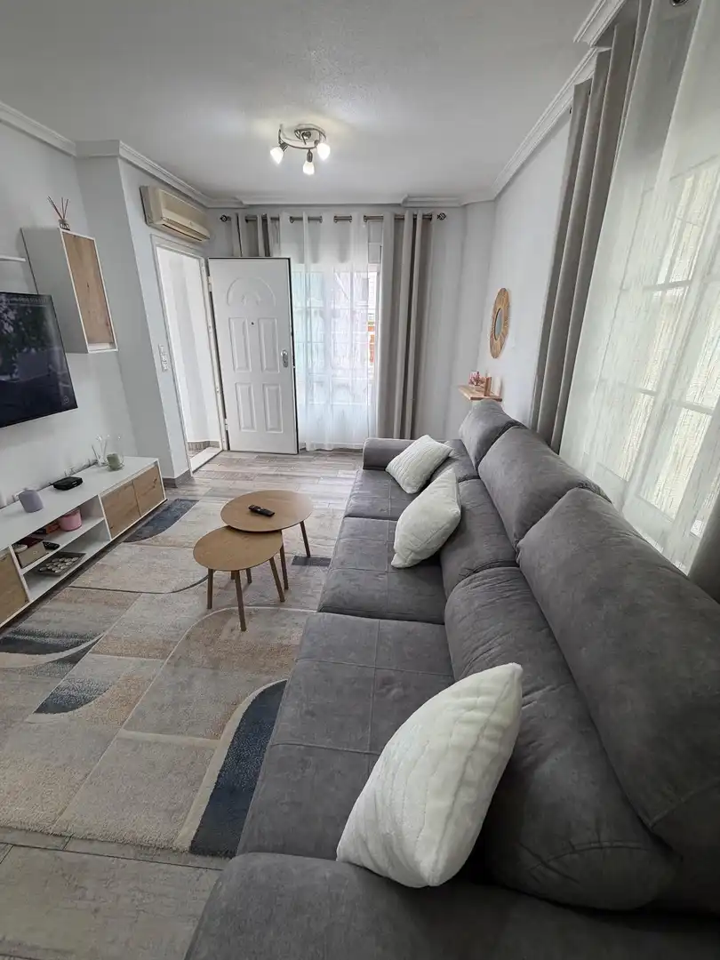 Semi-detached house with terrace for sale in Orihuela Costa, imagen 5