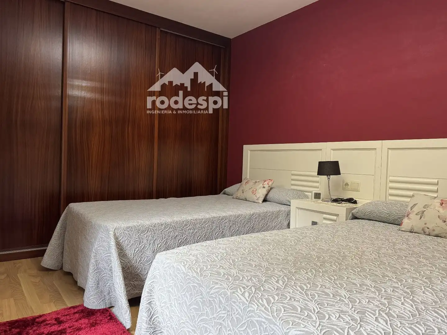 Schlafzimmer von Einfamilien-Reihenhaus zum Verkauf in Arbo mit Heizung, Abstellraum und Möbliert
