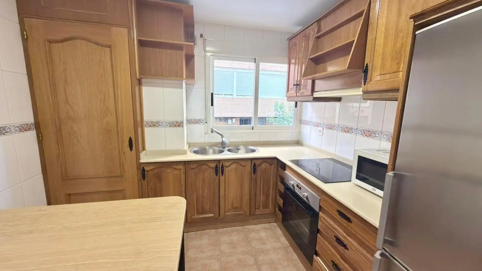 Cuina de Apartament en venda en Murcia amb Aire condicionat, Terrassa i Moblat