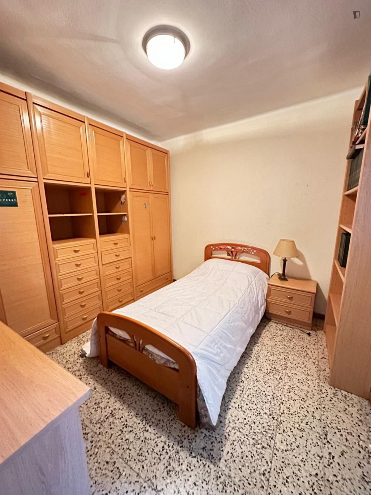 Bedroom of Apartment to share in  Tarragona Capital  with Furnished, Oven and Internet