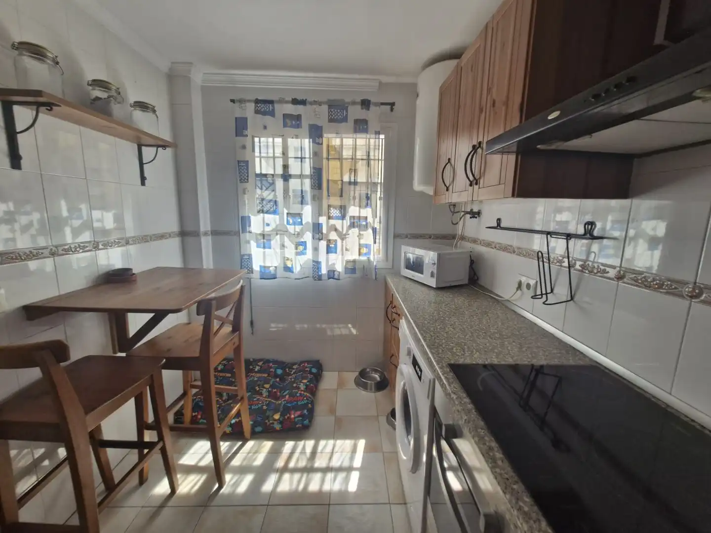 Cuina de Casa adosada en venda en La Línea de la Concepción amb Terrassa