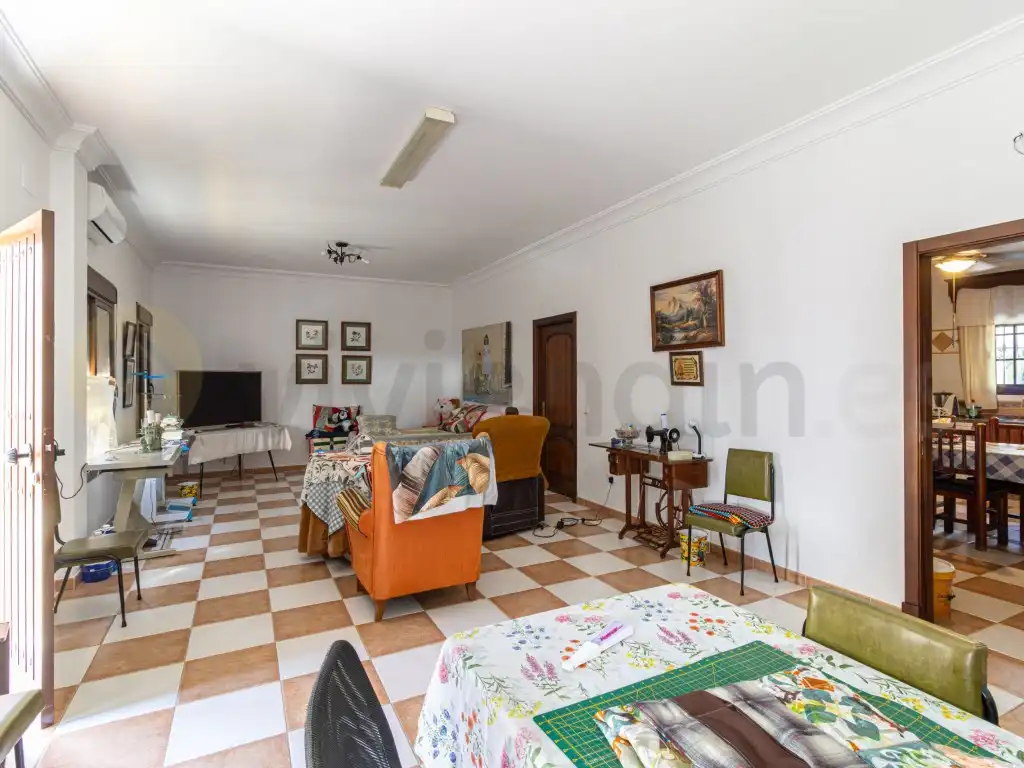 Sala d'estar de Casa o xalet en venda en Paterna de Rivera
