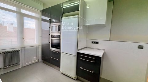 Foto 2 de Piso en venta en Bruno Villareal, Coronación, Vitoria - Gasteiz