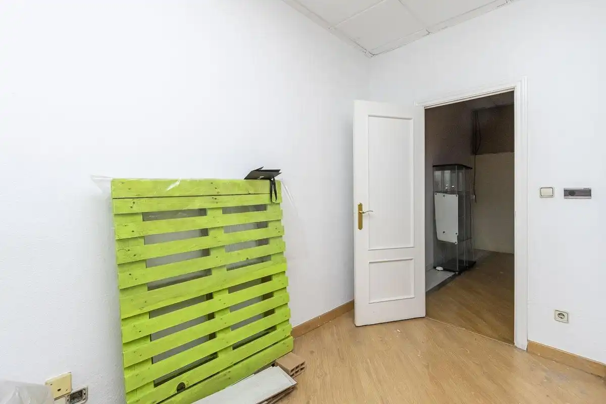 Local comercial de lloguer a Beiro, imagen 13