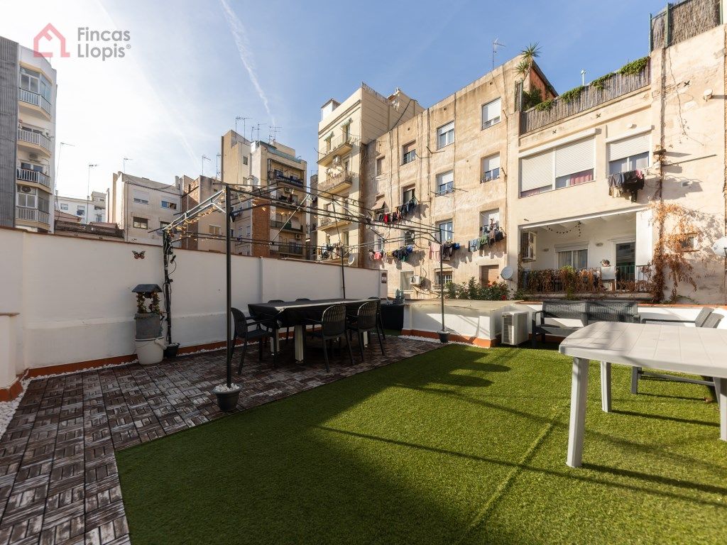 Terrassa de Casa o xalet en venda en  Barcelona Capital amb Terrassa