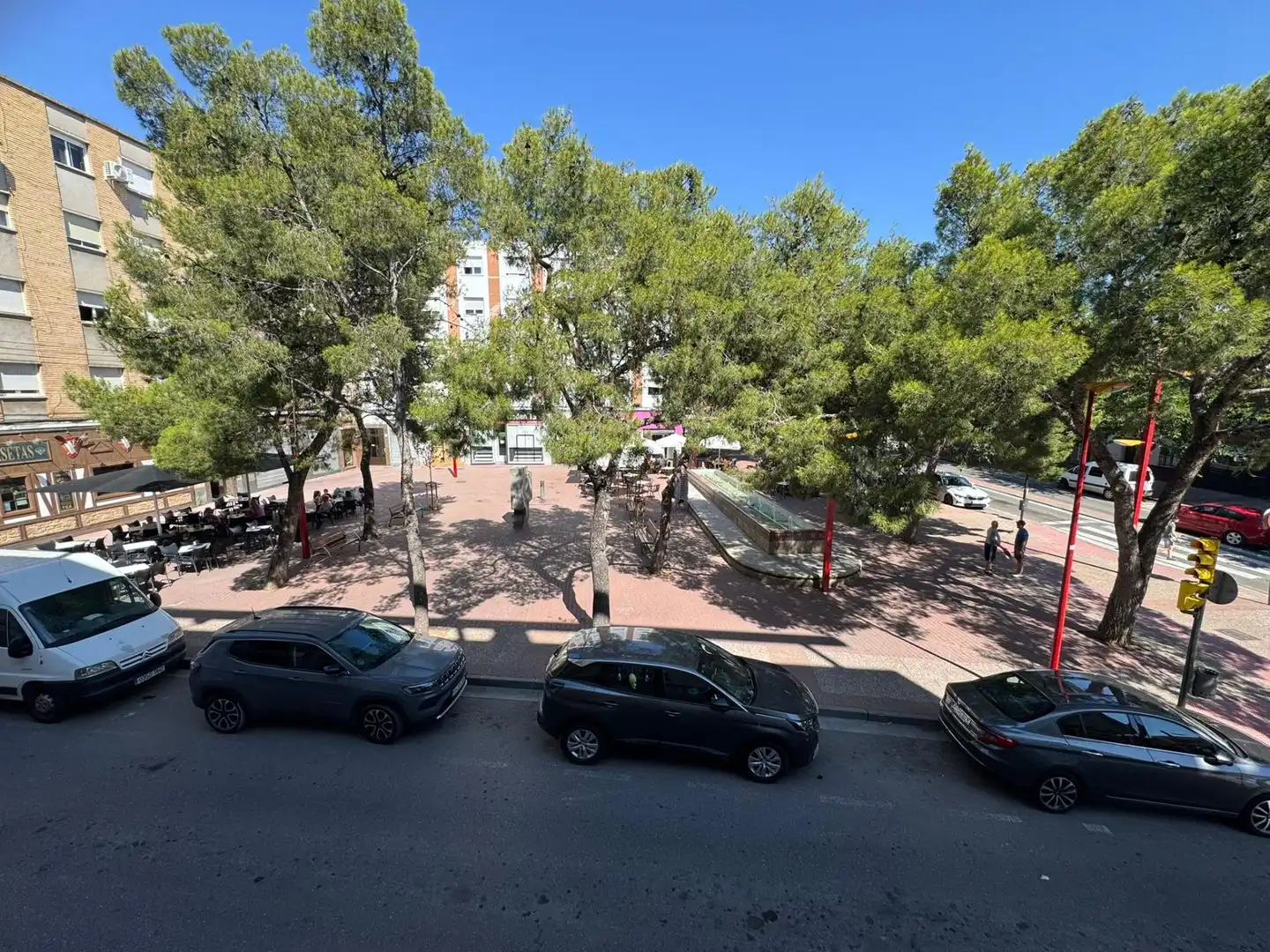 Vista exterior de Piso en venta en Zaragoza con Aire acondicionado, Calefacción y Parquet