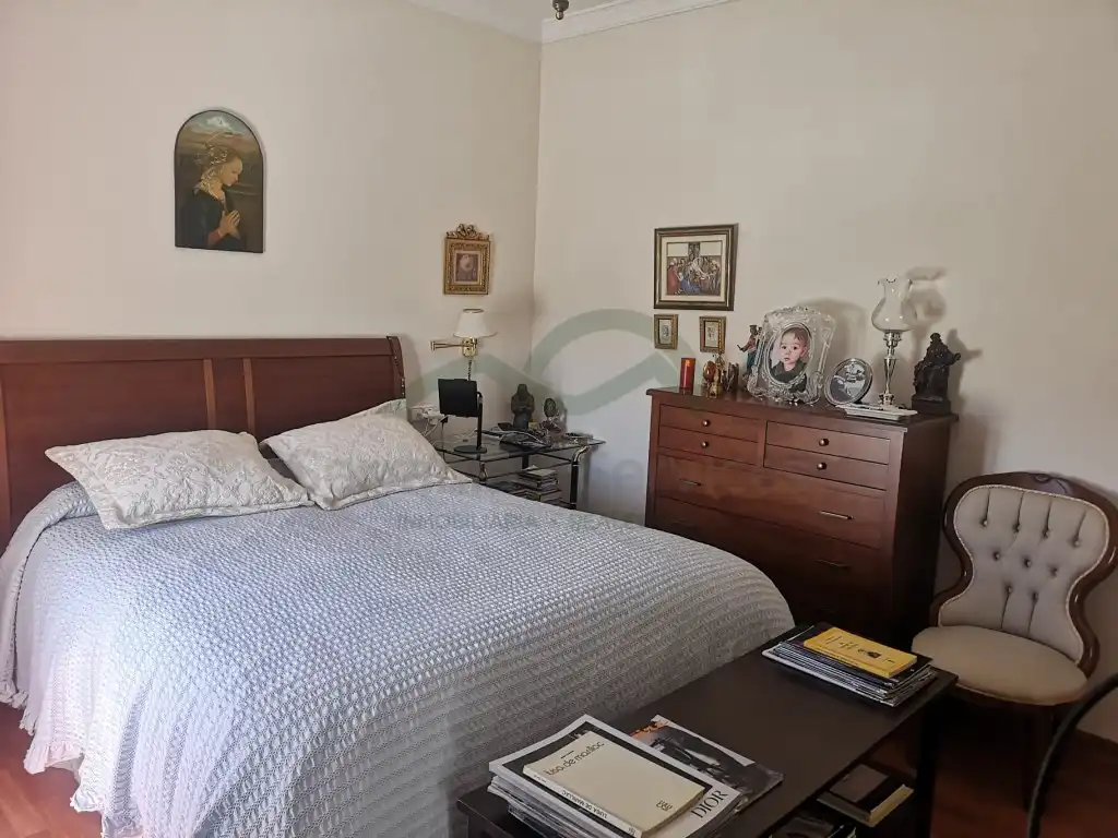 Dormitori de Casa o xalet en venda en Torre Alháquime