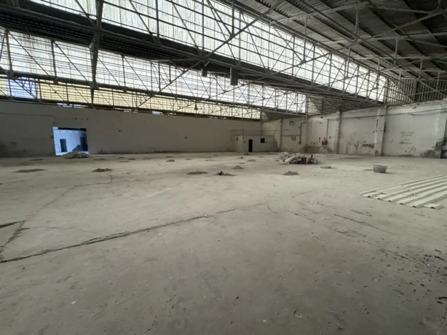 Nave industrial de alquiler en Rafelbuñol / Rafelbunyol